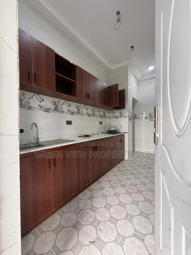 2bdrm Apartment in West Hills Mall Area for rent · Photo 1