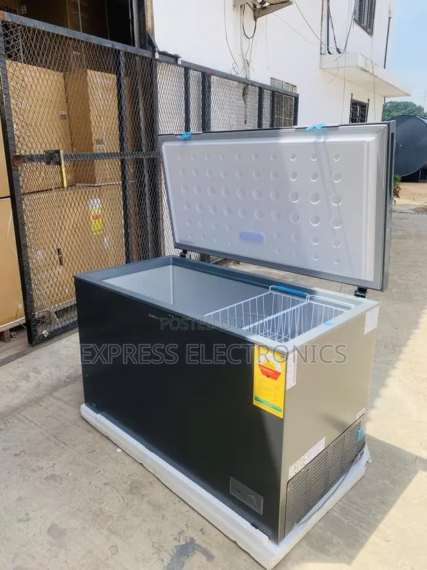 Spectacular Performance Sleek Samsung 371l Chest Freezer · Photo 1