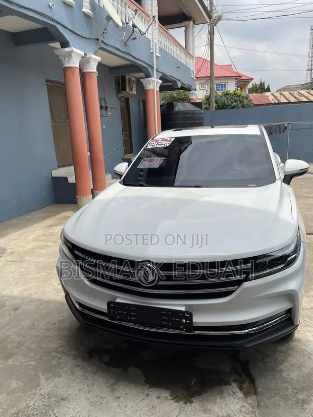 Dongfeng Captain 2020 White · Photo 1