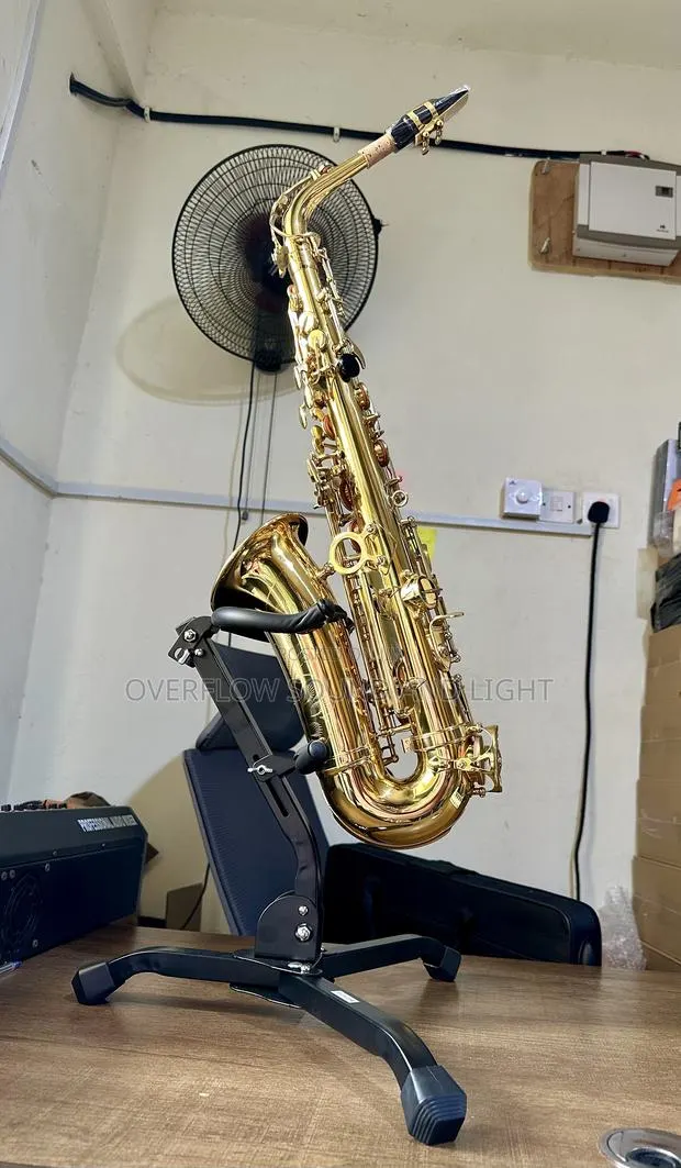 Yamaha YAS Alto Saxophone · Photo 1