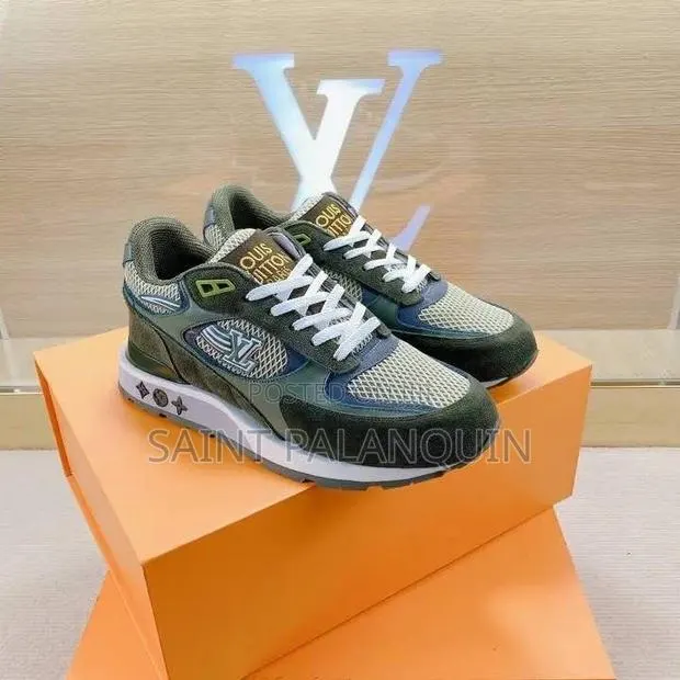 Quality Vuitton Sneaker · Photo 1