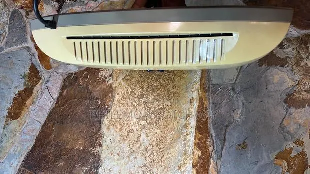 A4 Laminating Machine · Photo 1