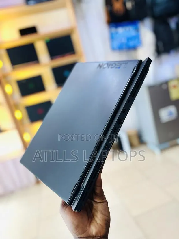 Laptop Lenovo Legion Y540 16GB Intel Core I7 HDD+SSD 1.5T · Photo 1