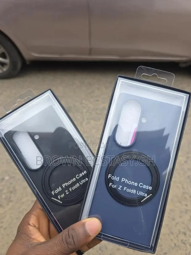 Samsung Galaxy Z Fold 7 and Fold 8 Ultra Case With Screen Protector · Photo 1