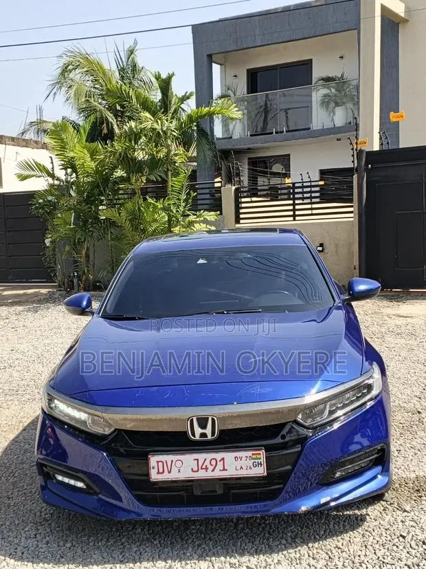 Honda Accord 2018 Blue · Photo 1