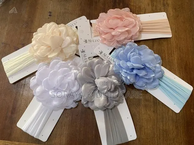 Flower Design Girl Head Band · Photo 1