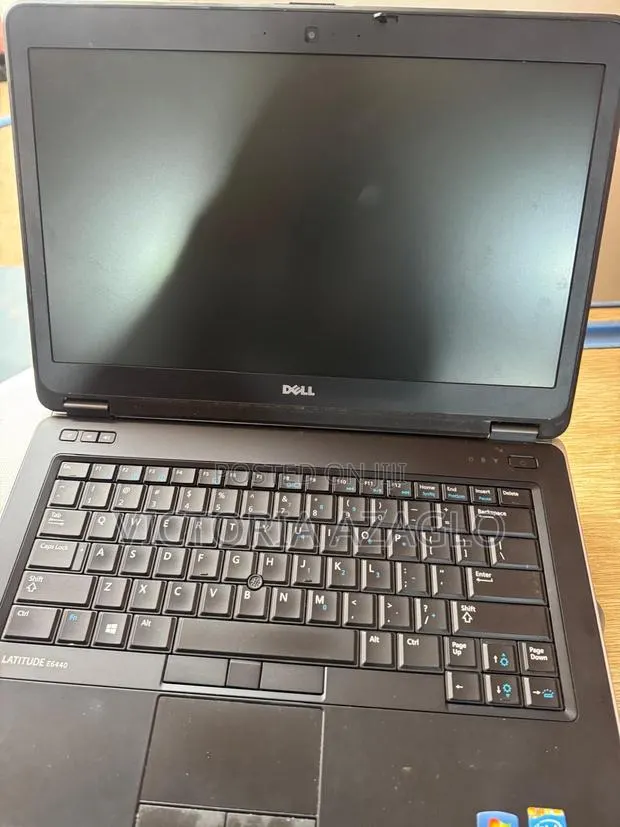 Laptop Dell Latitude E6440 4GB Intel Core i5 HDD 500GB · Photo 1