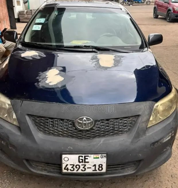 Toyota Corolla 2010 Black · Photo 1