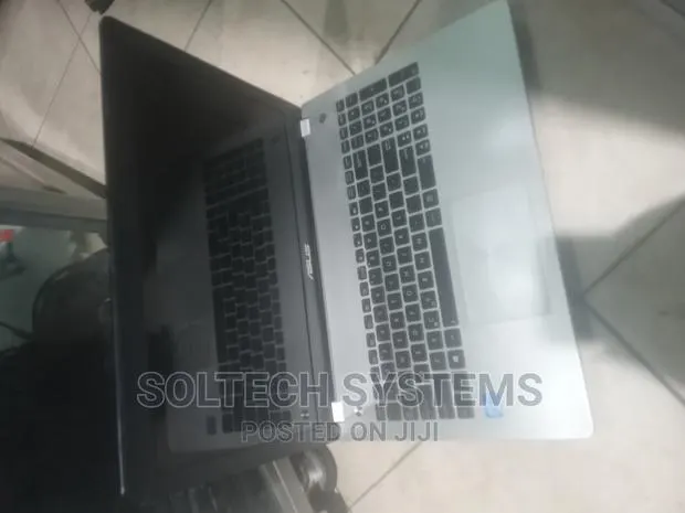 Laptop Lenovo IdeaPad Z710 16GB Intel Core i7 HDD 1T · Photo 1