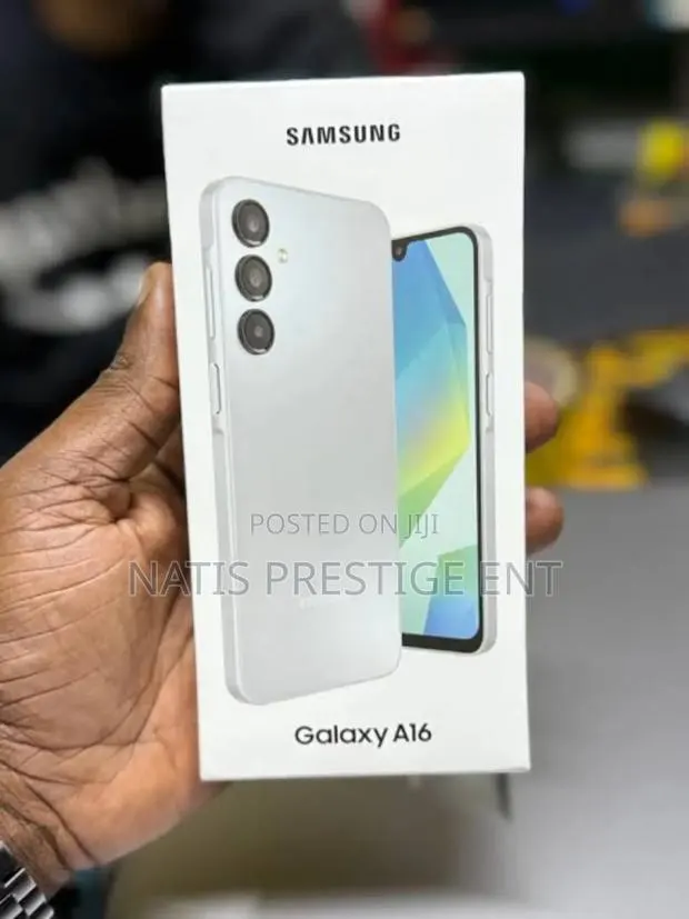 New Samsung Galaxy A16 256 GB White · Photo 1