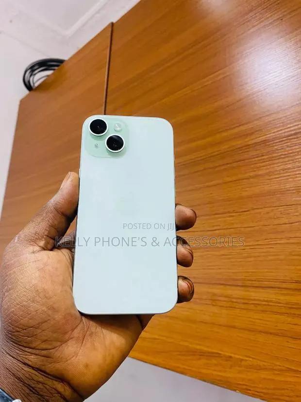 Apple iPhone 14 128 GB White · Photo 1