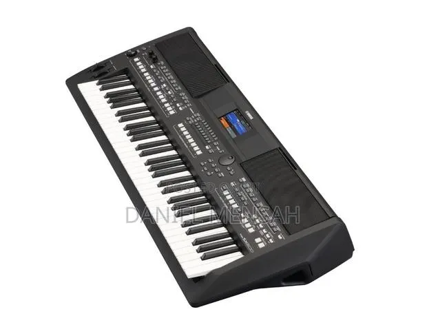 YAMAHA PSR Sx 720 · Photo 1