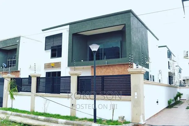 4bdrm Duplex in Dr Roko, Labone for sale · Photo 1