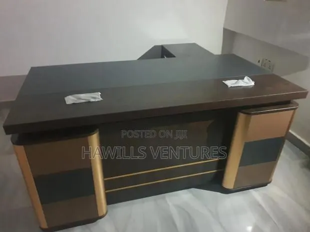 Office Executive Table · Photo 1