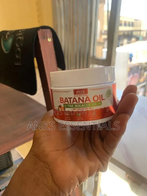 Batana Oil for Hair Skin Care · Photo 1