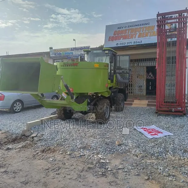 Concrete Mixer Self Loader · Photo 1