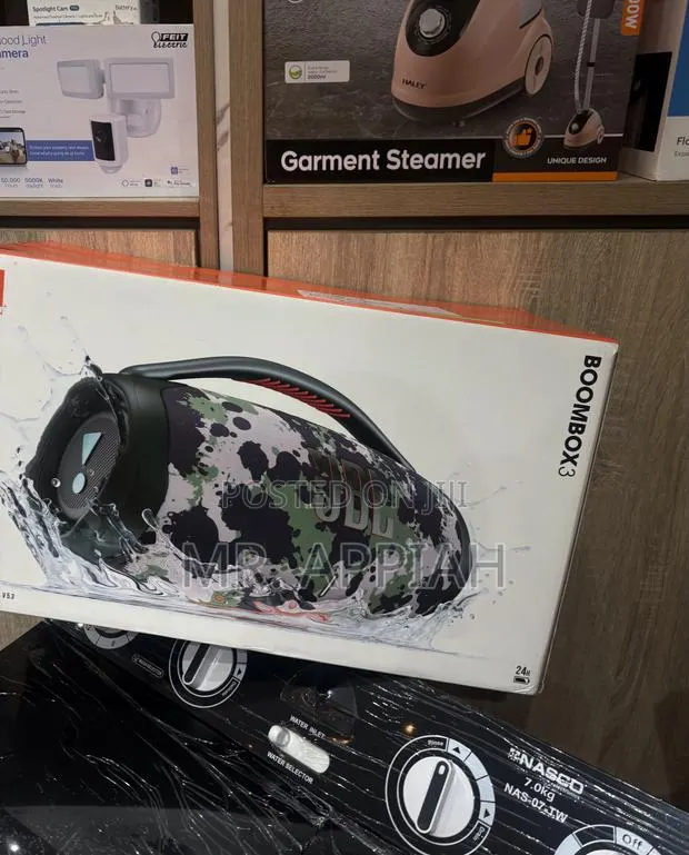 Efficient Quality JBL Boombox 3 Portable Bluetooth Speaker(Waterproof) · Photo 1