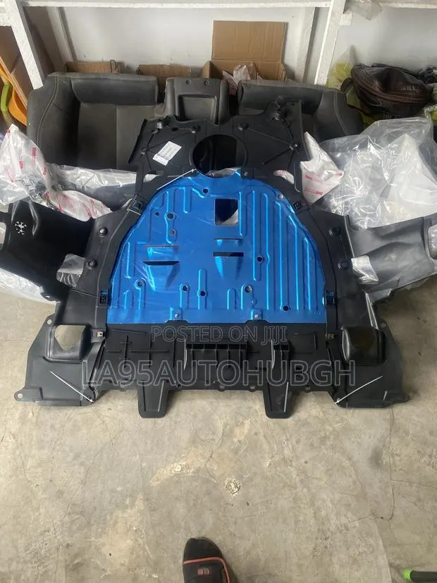 Honda CRV 2023,2024,2025 Engine Splash Sheild/Under Panel · Photo 1