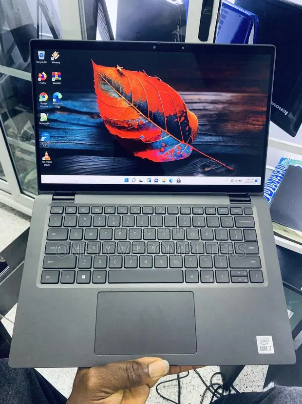 Laptop Dell Latitude 7410 16GB Intel Core i7 SSD 256GB · Photo 1