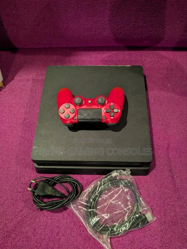 Ps4 Slim With 8 Offline Games · Photo 1