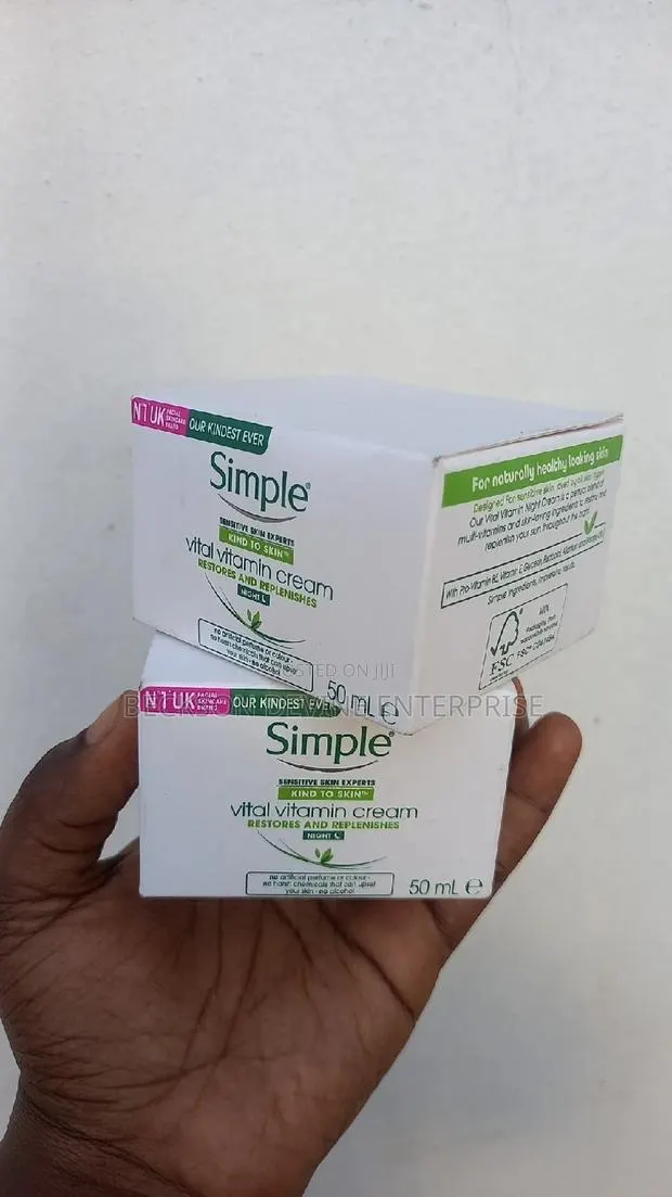 Simple Vital Vitamin Cream · Photo 1