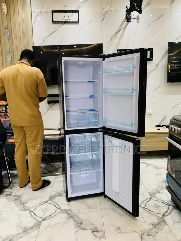 Zealous Sleek New Double Door Mirror Black Fridge 196l · Photo 1