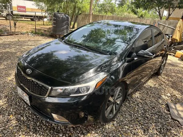 Kia Forte EX Sedan 2018 Black · Photo 1