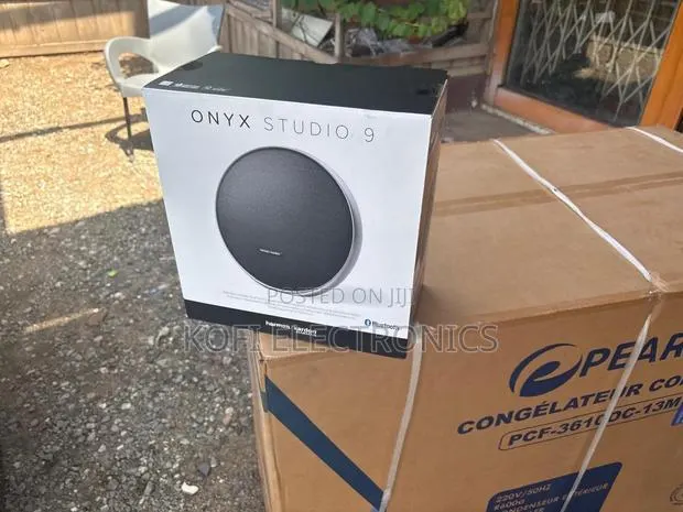 Harman Kardon Onyx Studio 9 Stunning, Punchy Audio Wonder · Photo 1
