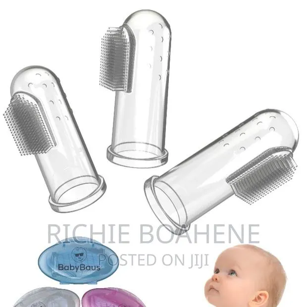 Silcon Baby Brush With Case Cover · Photo 1