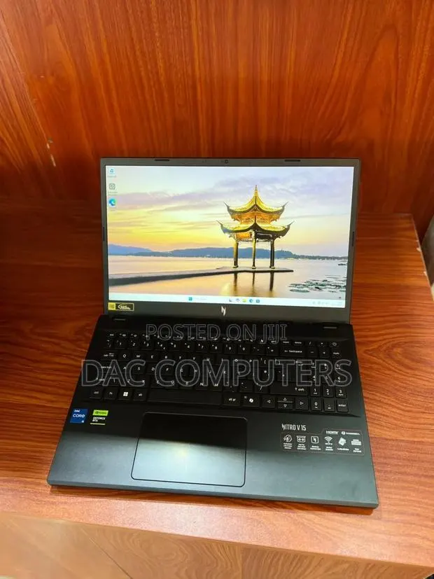 New Laptop Acer Nitro V 15 16GB Intel Core i5 SSD 500GB · Photo 1