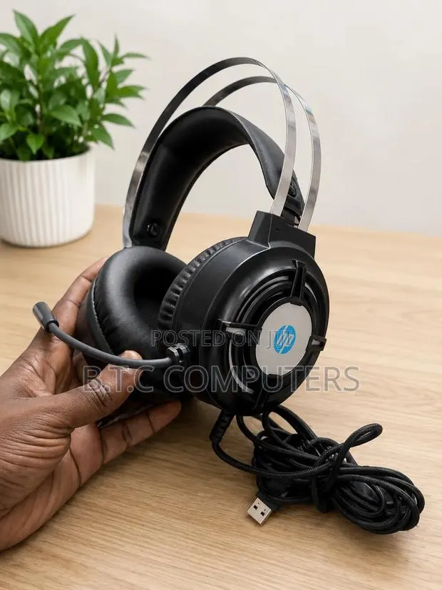 Direct Studio Headphones · Photo 1