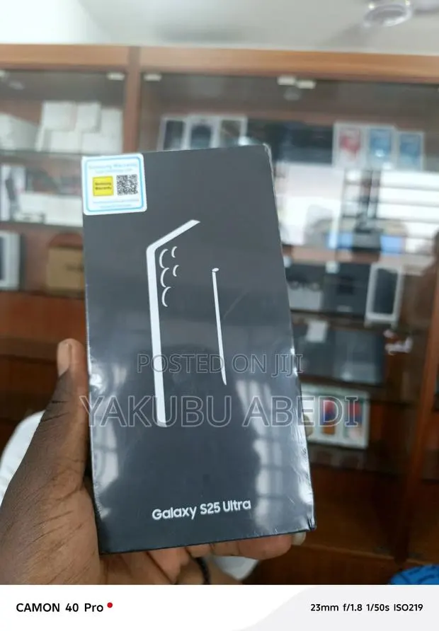 New Samsung Galaxy S25 Ultra 256 GB Gray · Photo 1