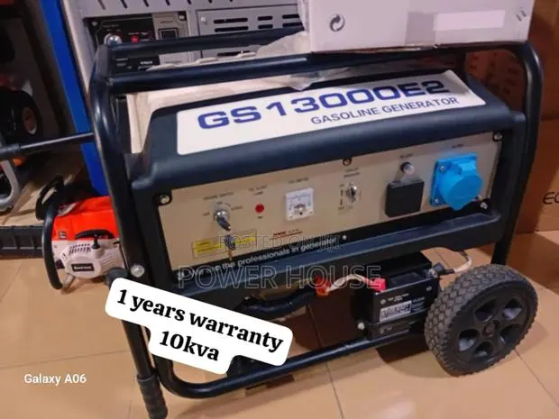 Ultra Command Uk Perkins Petrol Generator 10kv · Photo 1