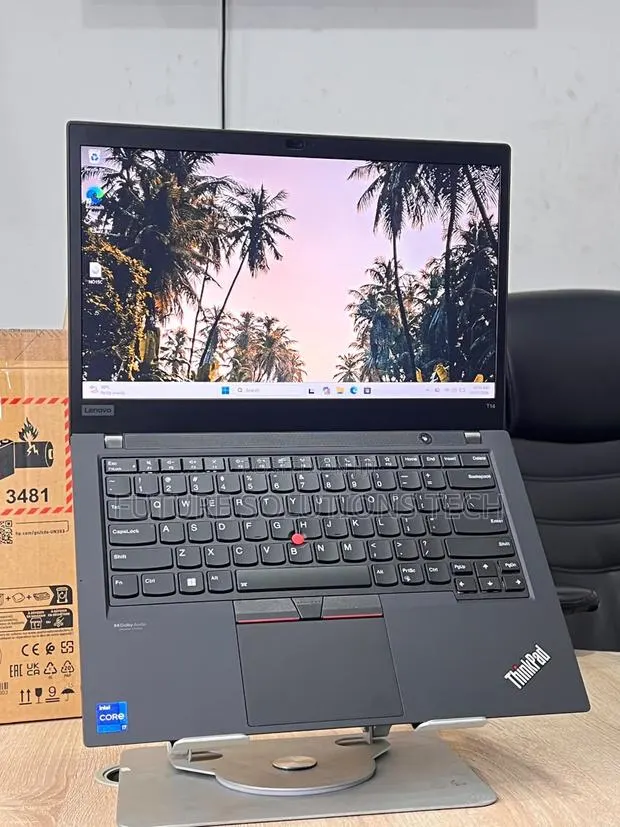 Laptop Lenovo ThinkPad T14 16GB Intel Core i7 SSD 512GB · Photo 1