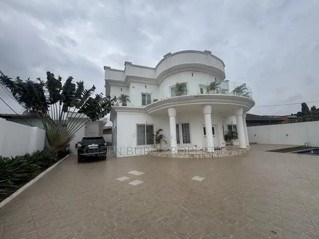 Furnished 5bdrm House in East Legon for sale · Photo 1