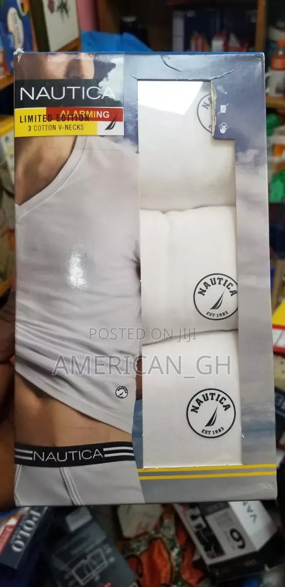 NAUTICA 3 Cotton v-Neck (M) · Photo 1