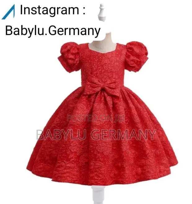 Red Jacquard Princess Ballgown or Dress With Bow for Girls · Photo 1