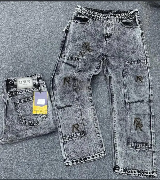 Baggy Jeans Trousers Available · Photo 1