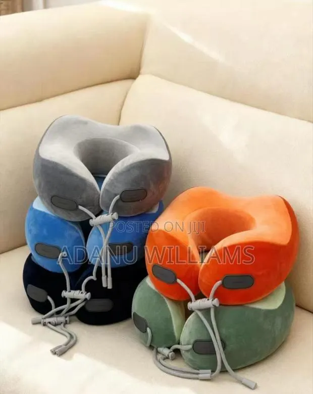 Quality Double Hump U-Shaped Travel Pillows Made With 100% Memory Foam · Photo 1