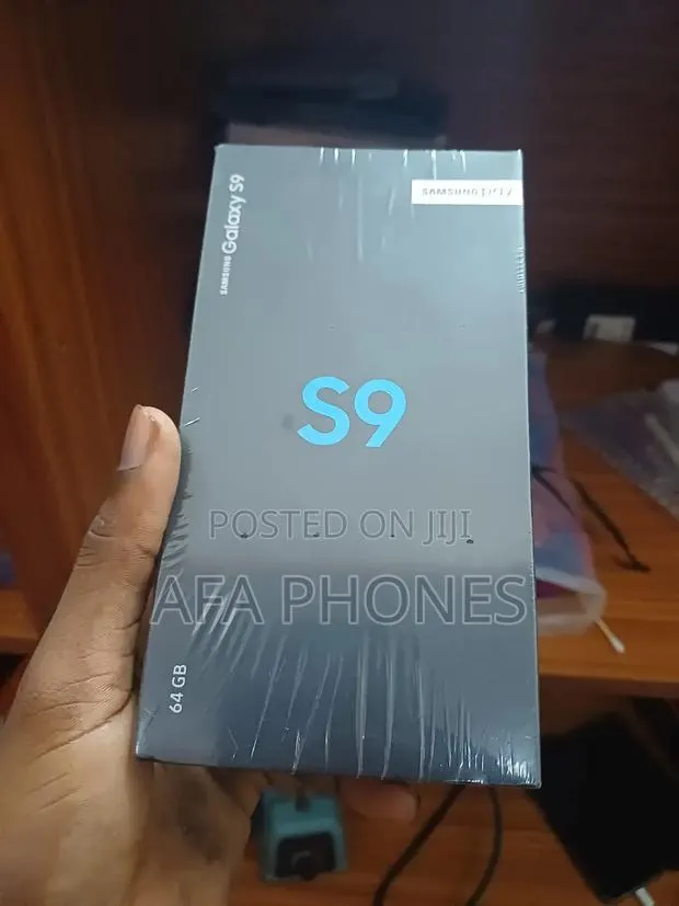 New Samsung Galaxy S9 64 GB Black · Photo 1
