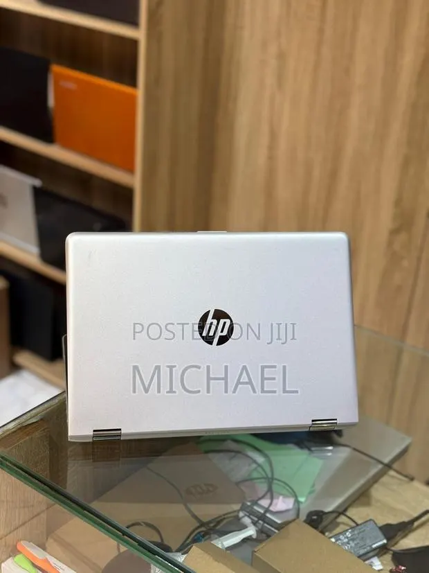 Laptop HP Pavilion 14 8GB Intel Core i5 SSD 256GB · Photo 1