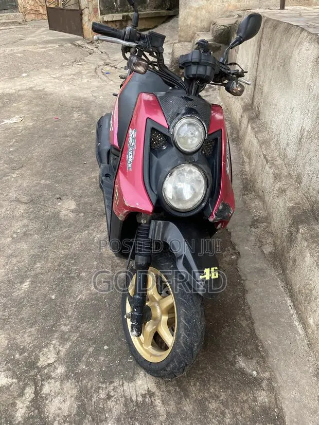 Yamaha 2023 Black · Photo 1