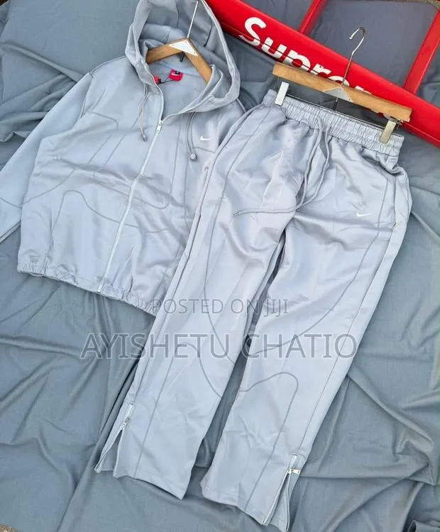 Heavy and Quality Material · Photo 1