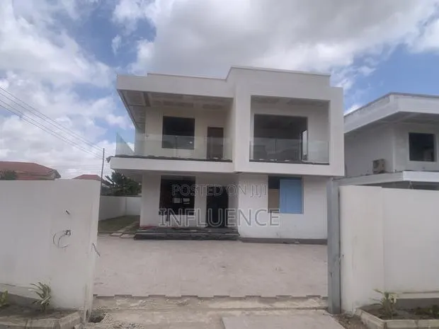 5bdrm House in Adjirigano, East Legon for sale · Photo 1