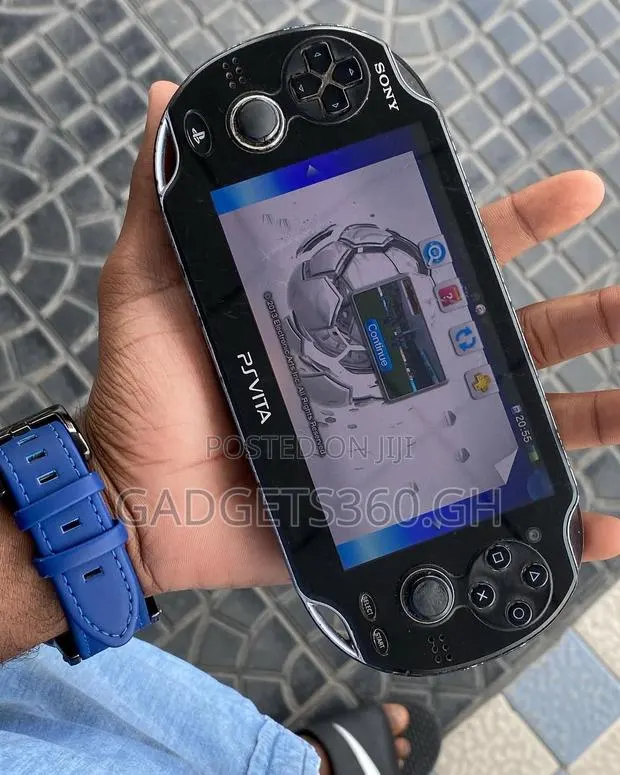 Sony Psvita Fat (Pch1000 + 15 Games) · Photo 1