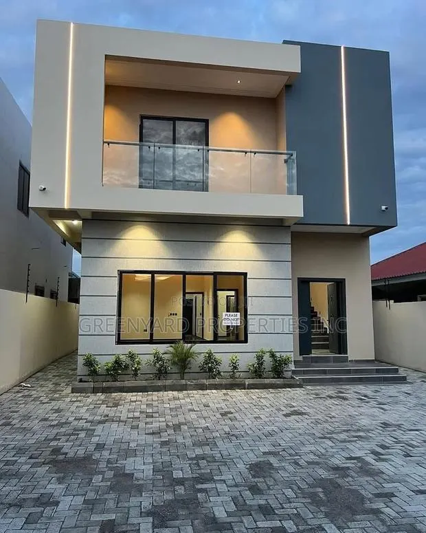 4bdrm House in Lakeside, Ashaley Botwe for sale · Photo 1