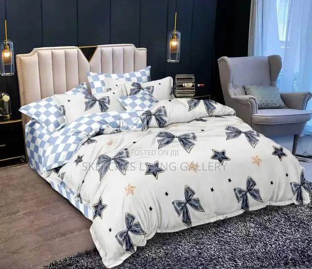 Experience the Comfort of Premium Duvet Set · Photo 1