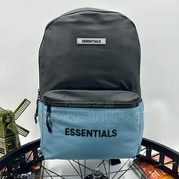 High Quality Essential Backpack · Photo 1