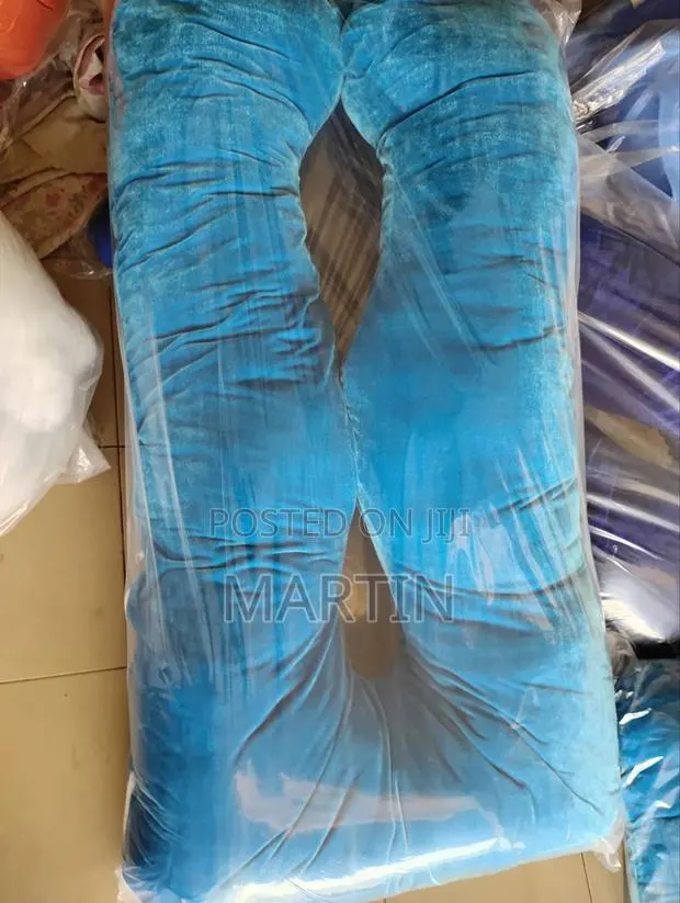 Queen Size U, C And G Shapedmaternity/Pregnancy/Body Pillows · Photo 4
