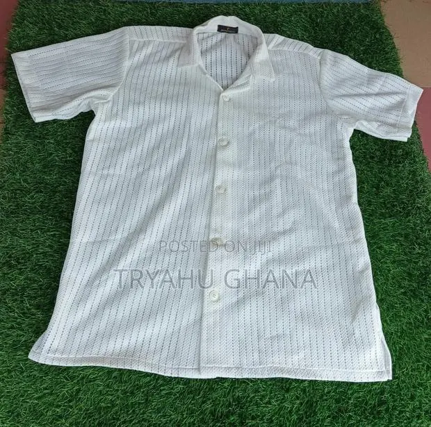 Classic Shirt Redefined for Today's Trends · Photo 1